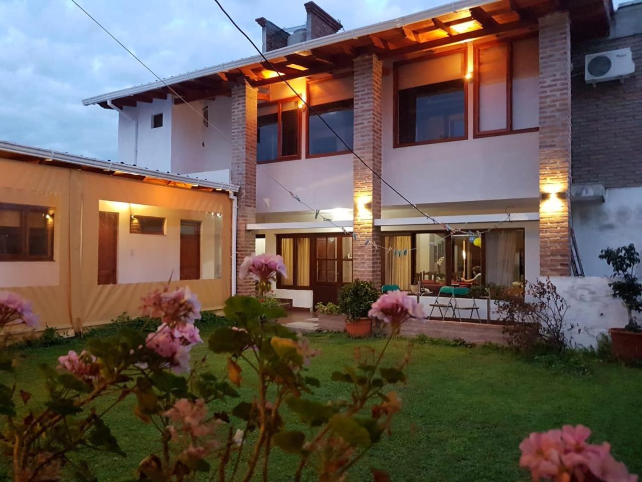 Accueillant Auberge سالتا المظهر الخارجي الصورة
